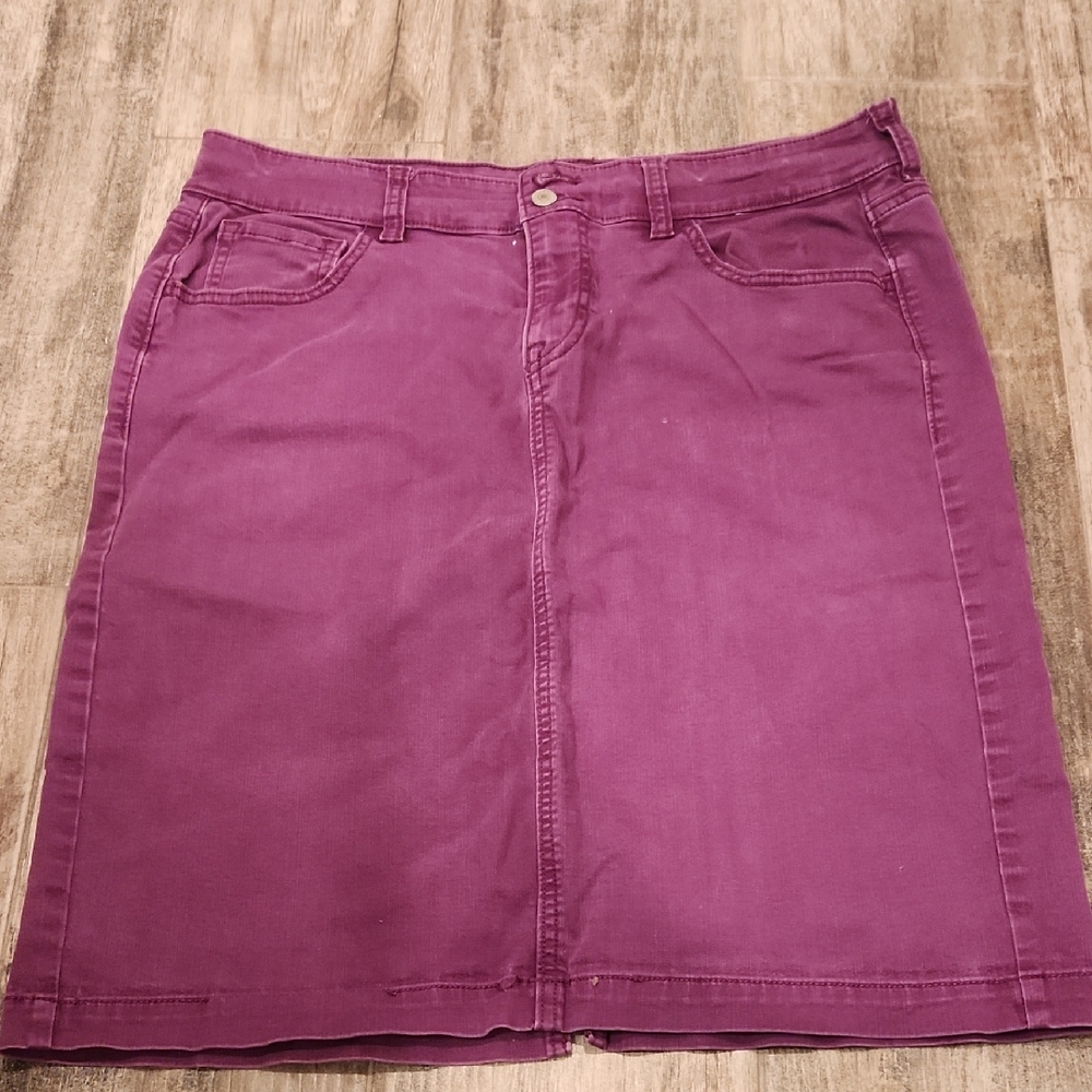 Old Navy Women's Plum Pencil Skirt
